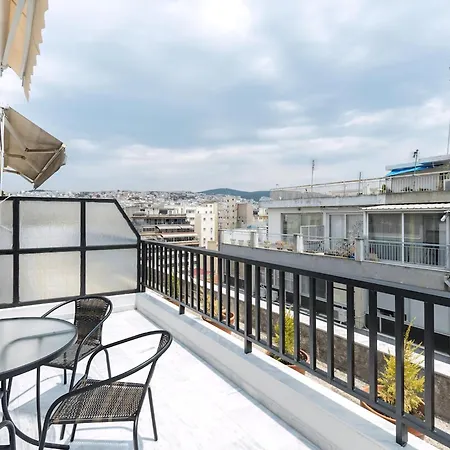Penthouse In The Center Apartman